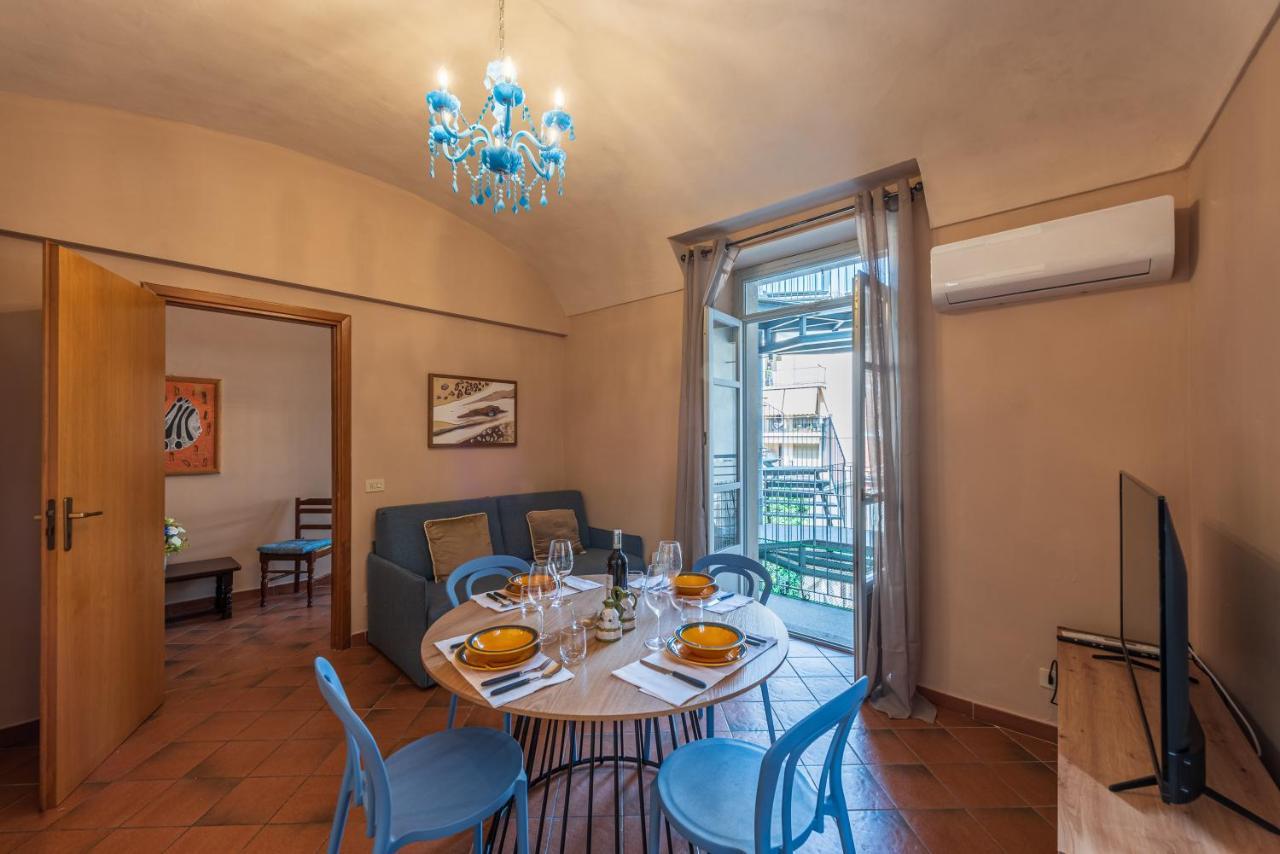 شقة Palazzo Ciravegna ألبا المظهر الخارجي الصورة